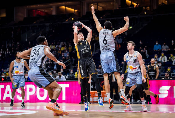 披阿根廷1 披阿根廷1